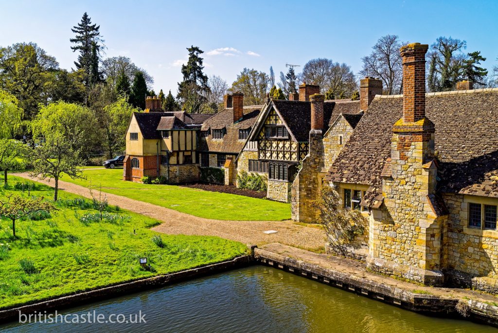 Tudor Mansion house at Hever Castle