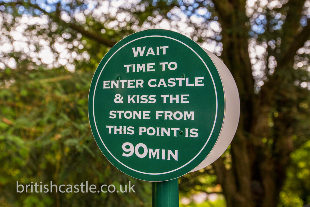 Blarney Stone queue sign