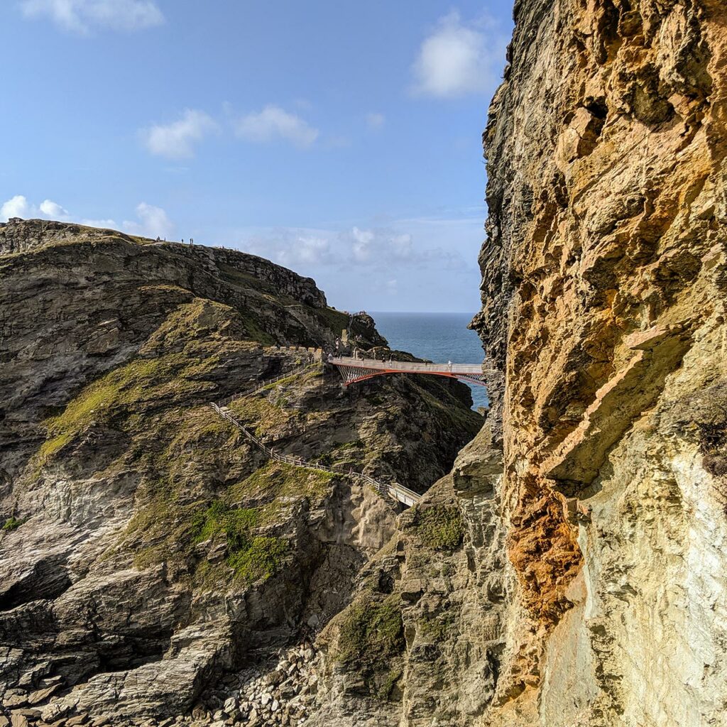 Tintagel Castle footbridge seen from next to a cliff
