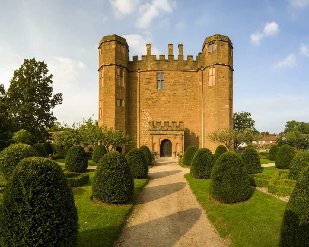 Kenilworth castle keep